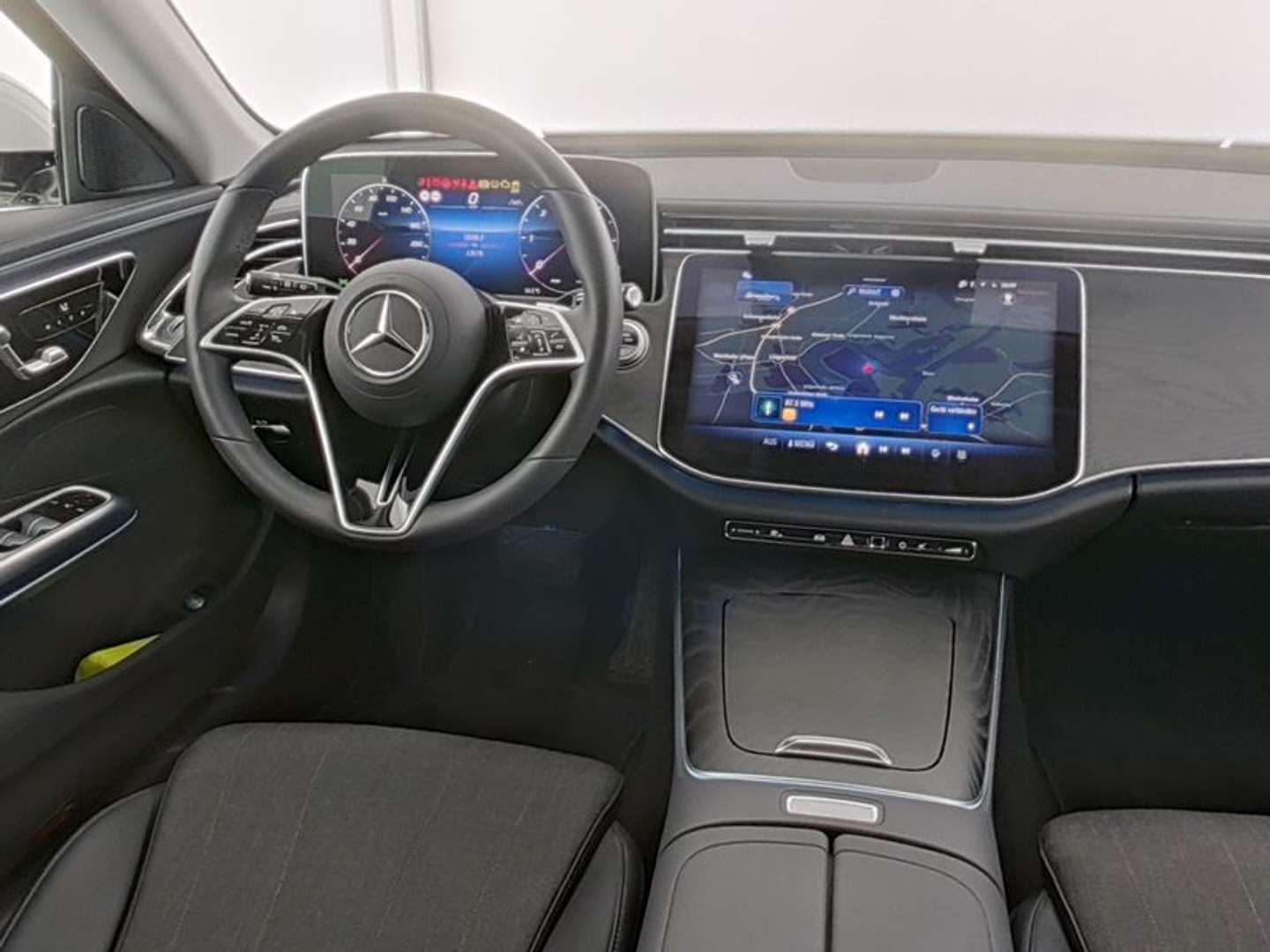 Mercedes Classe E Break 220 Avantgarde - 2025 - Joinsteer - #8