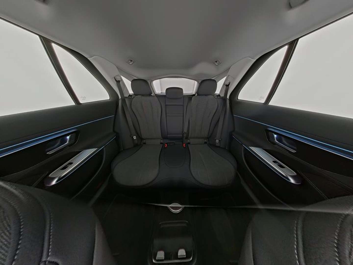 Mercedes Classe E Break 220 Avantgarde - 2025 - Joinsteer - #9