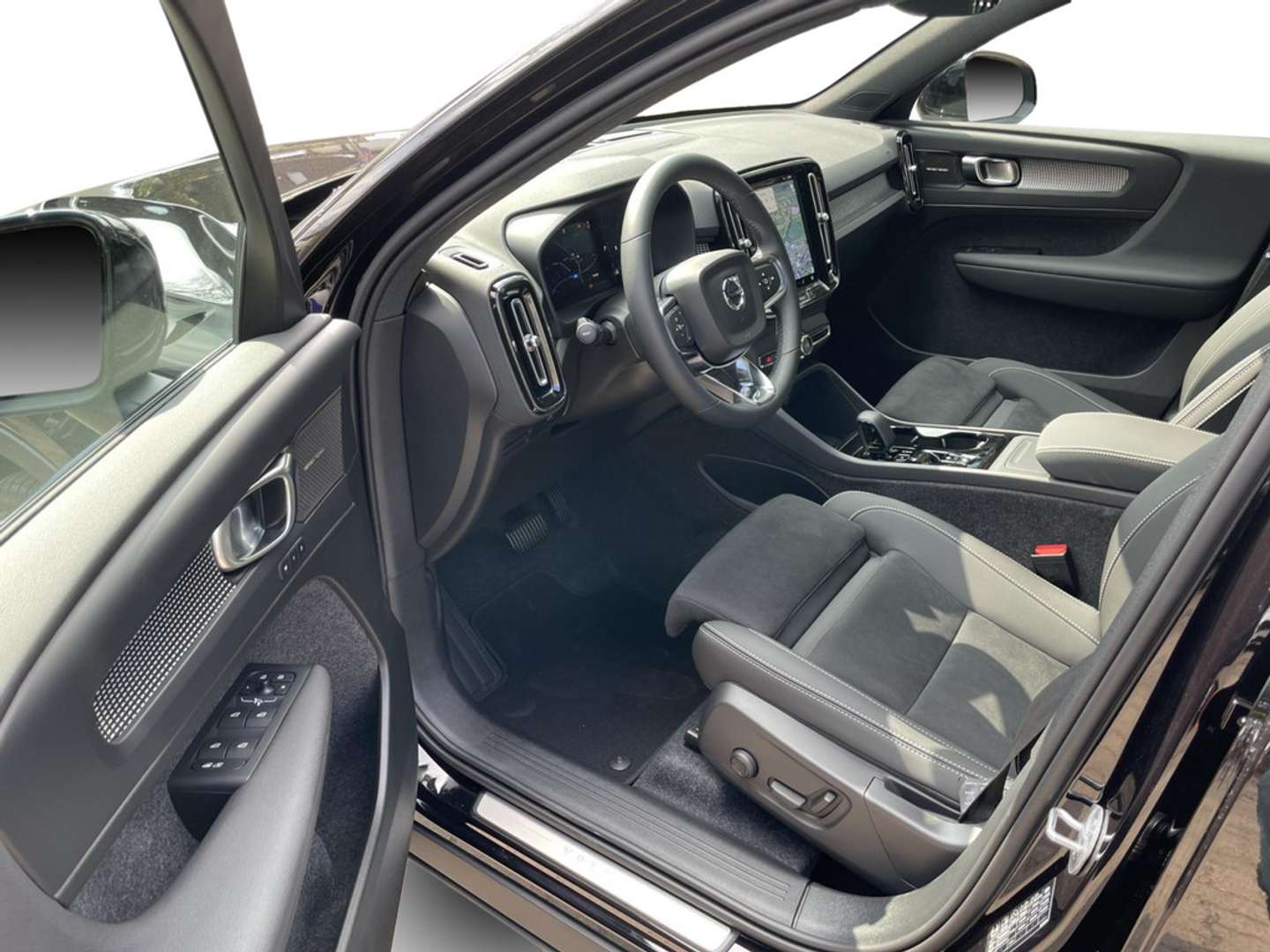 Volvo XC40 B4 Ultimate - 2025 - Joinsteer - #9