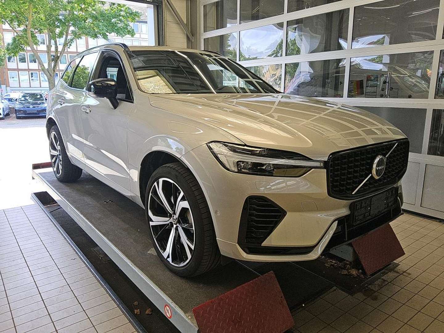 Volvo XC60 T6 Recharge R-Design - 2022 - Joinsteer - #2