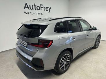 BMW X1 SDrive20d — photo 3