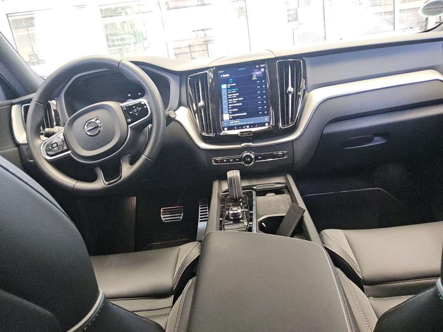 Volvo XC60 T6 Recharge R-Design - 2022 - Joinsteer - #6