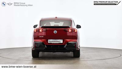 BMW IX2 EDrive20