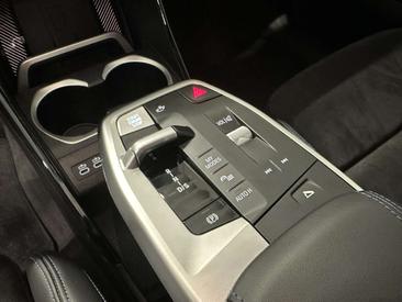 BMW X1 SDrive20d — photo 13