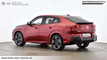 BMW IX2 EDrive20 — photo 3