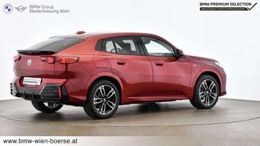 BMW IX2 EDrive20 — photo 8