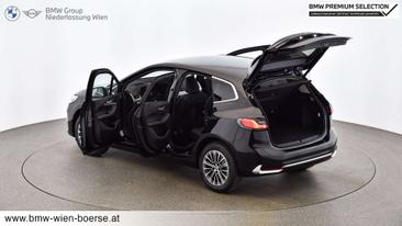 BMW 218d — photo 10