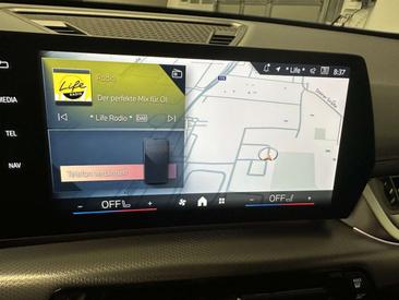 BMW X1 SDrive20d — photo 12