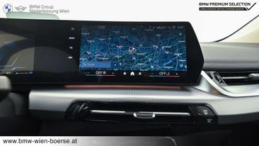 BMW 218d — photo 15
