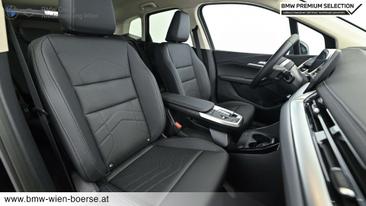BMW 218d — photo 25