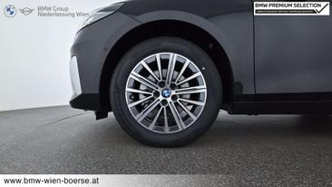 BMW 218d — photo 26