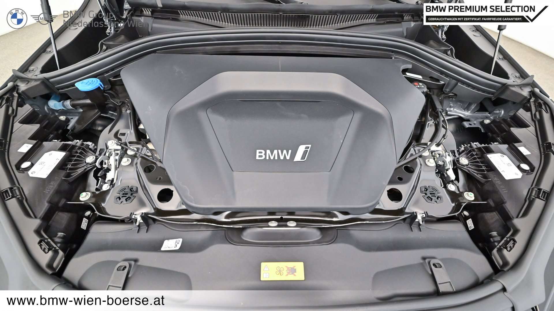 BMW IX2 EDrive20 - 2025 - Joinsteer - #24
