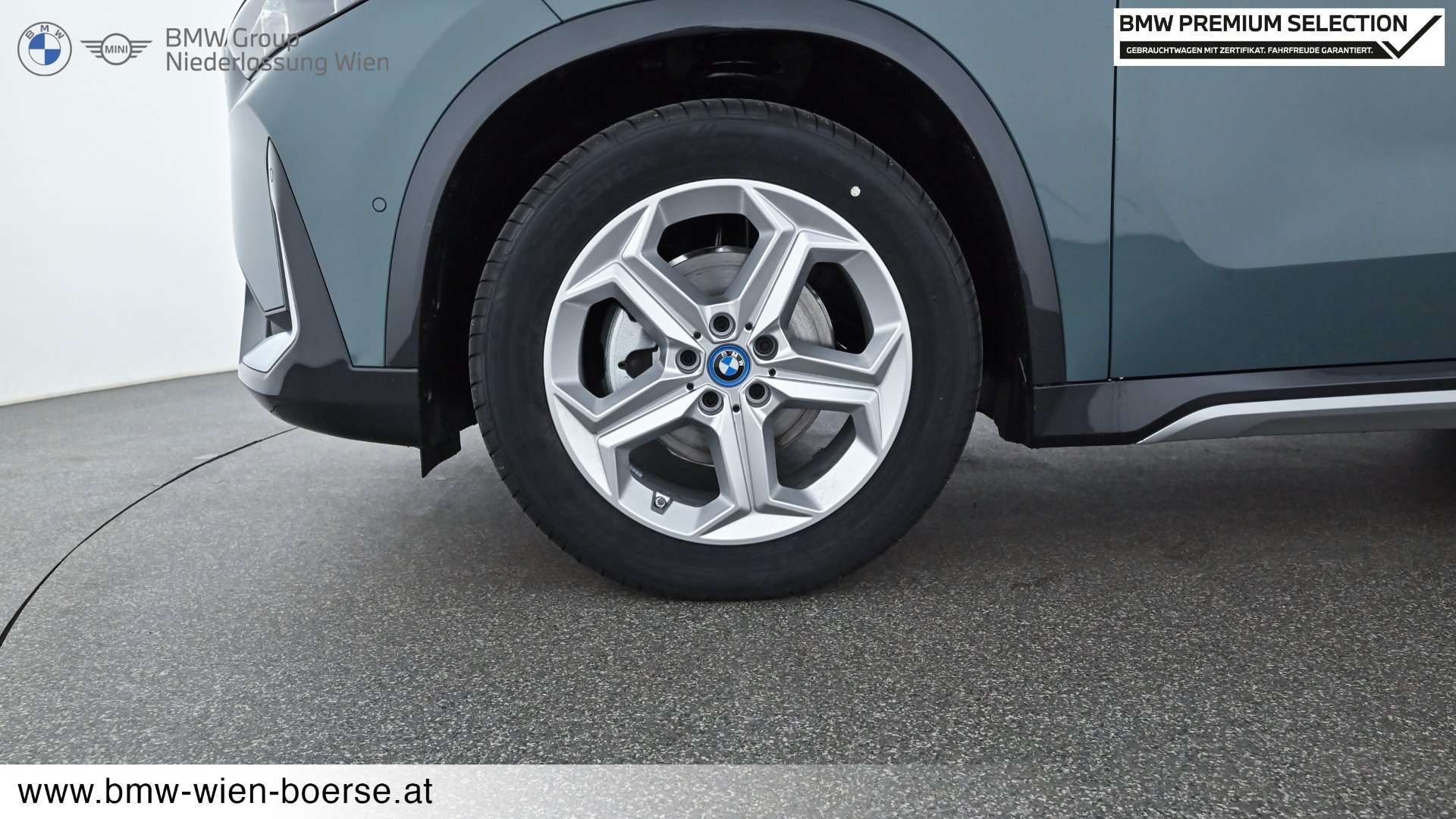 BMW IX1 EDrive20 - 2025 - Joinsteer - #25