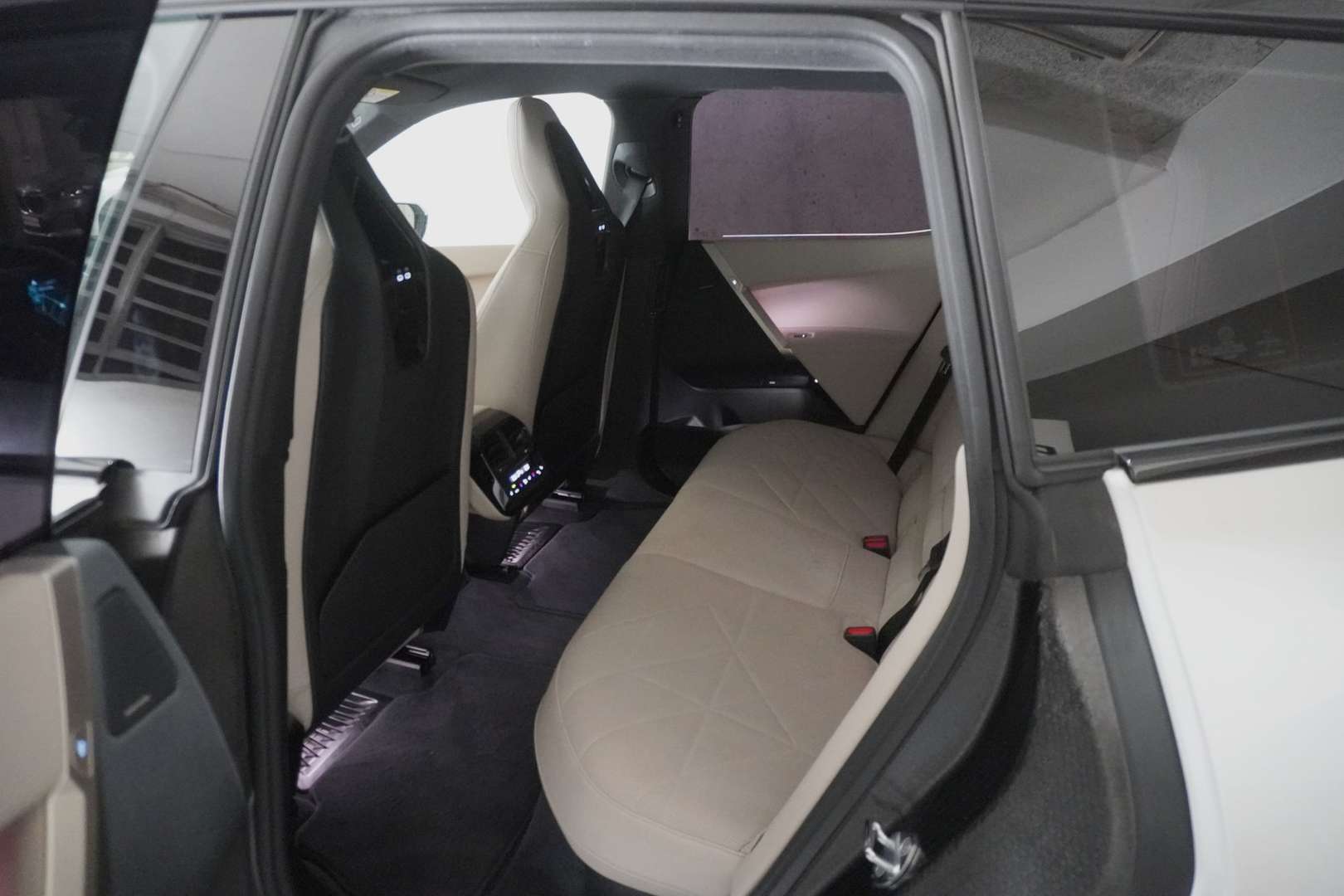 BMW IX XDrive40 - 2022 - Joinsteer - #9