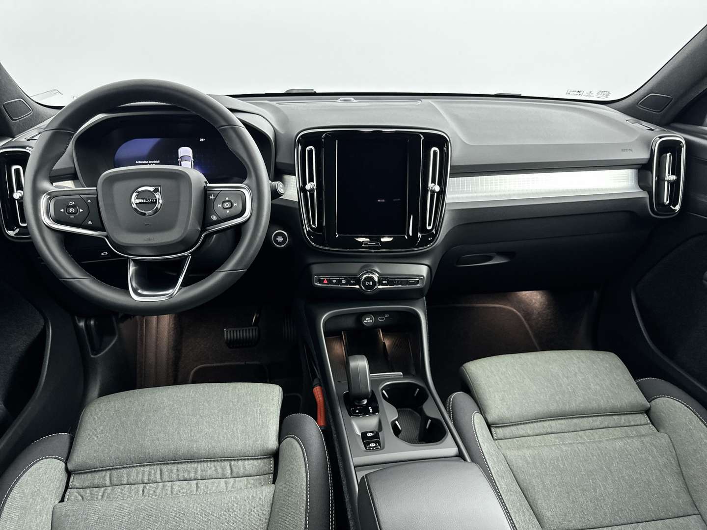 Volvo XC40 B3 Core - 2022 - Joinsteer - #10