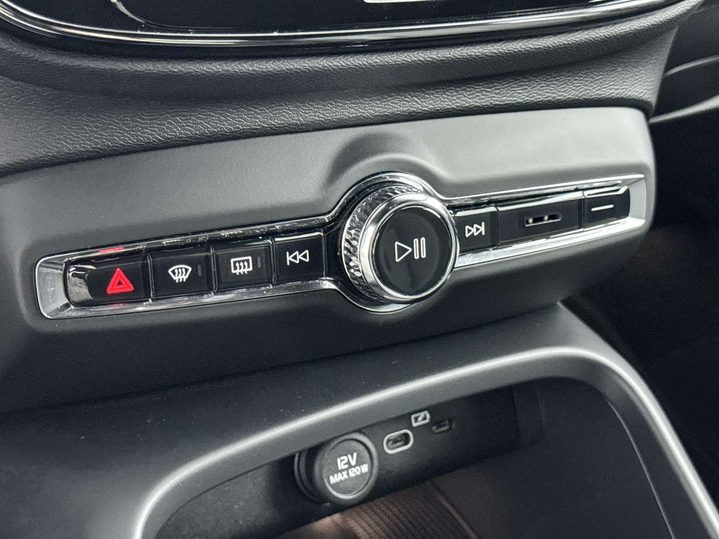 Volvo XC40 B3 Core - 2022 - Joinsteer - #12