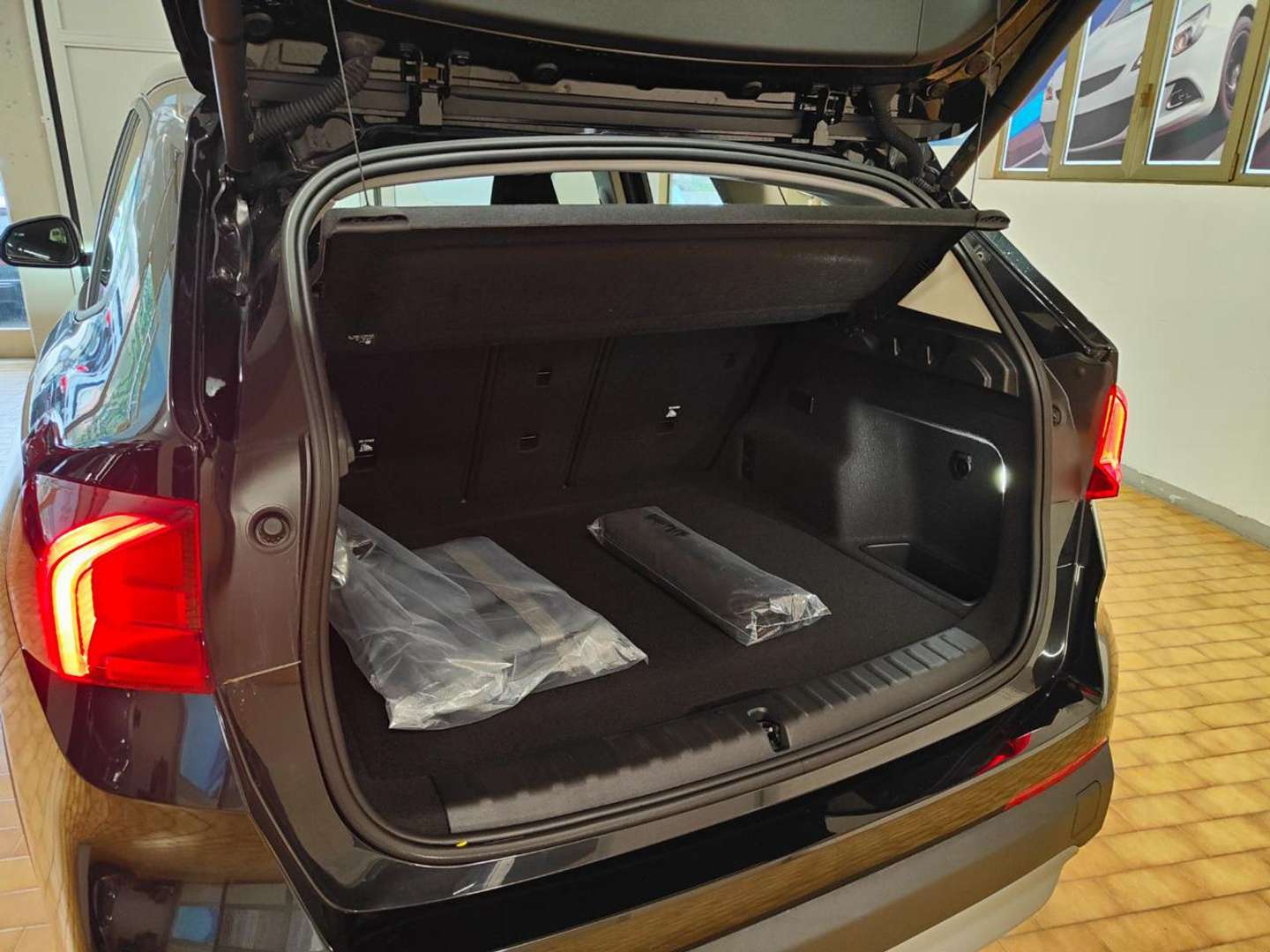 BMW IX1 XDrive30 - 2023 - Joinsteer - #2