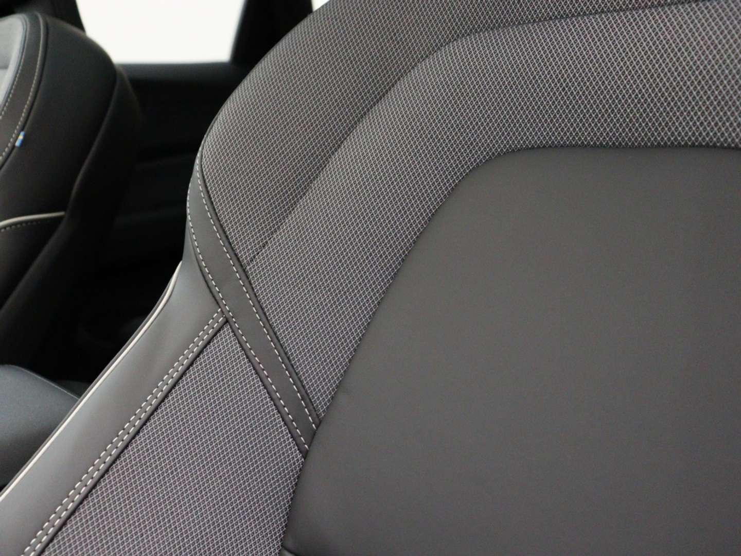 Volvo XC60 T6 Recharge Plus - 2025 - Joinsteer - #14