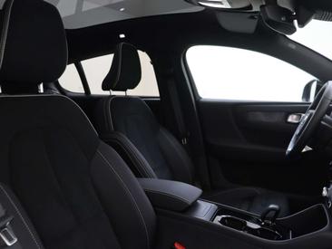 Volvo C40 Recharge PLUS — photo 12