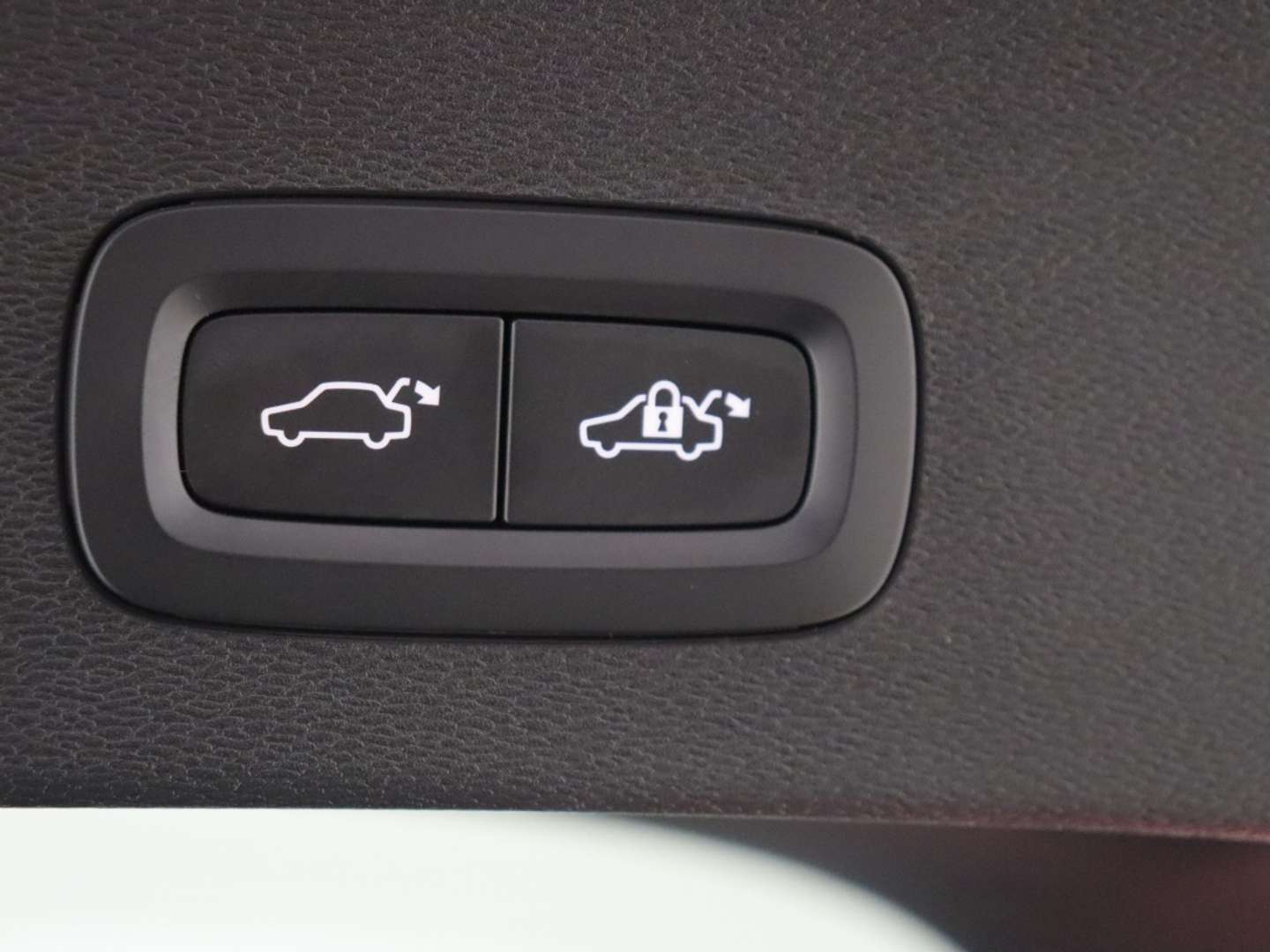 Volvo C40 Recharge PLUS - 2025 - Joinsteer - #33