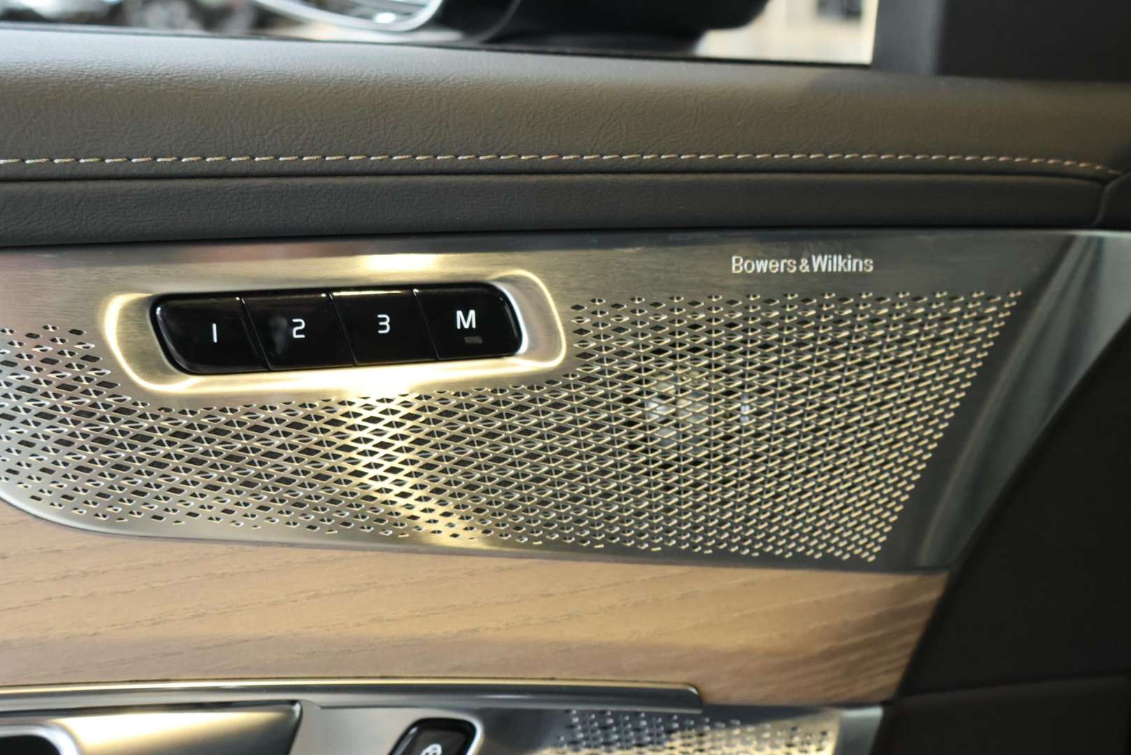 Volvo XC90 T8 Recharge Ultimate - 2025 - Joinsteer - #17