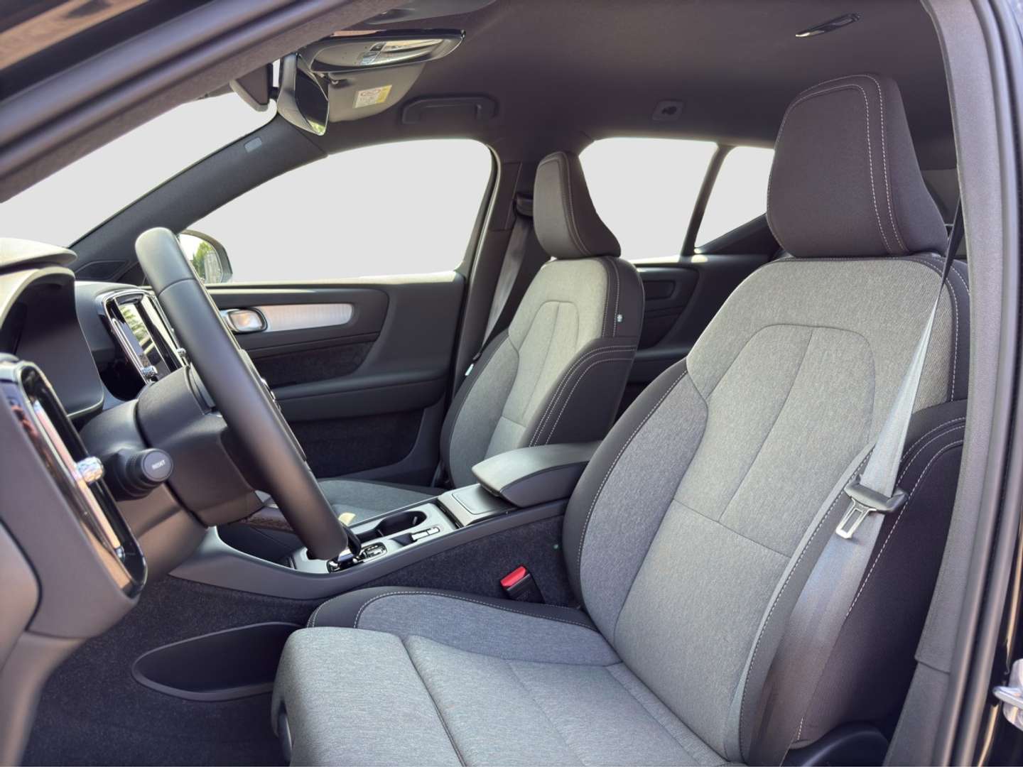 Volvo XC40 B3 Core - 2024 - Joinsteer - #13