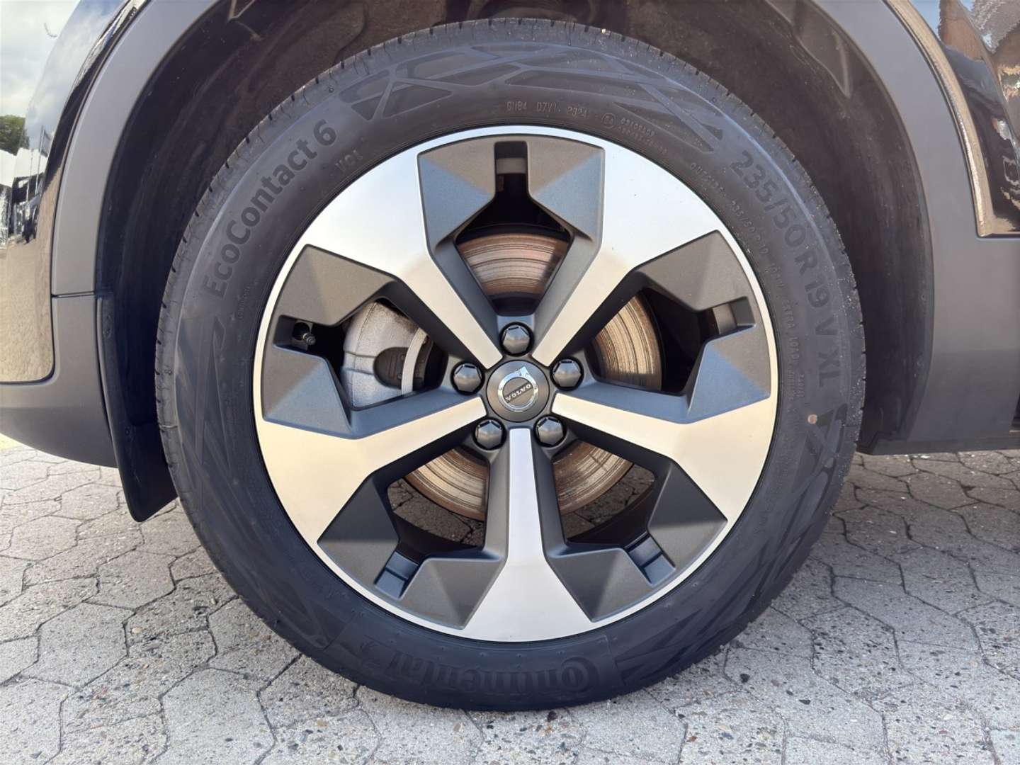 Volvo XC40 B3 Core - 2024 - Joinsteer - #17