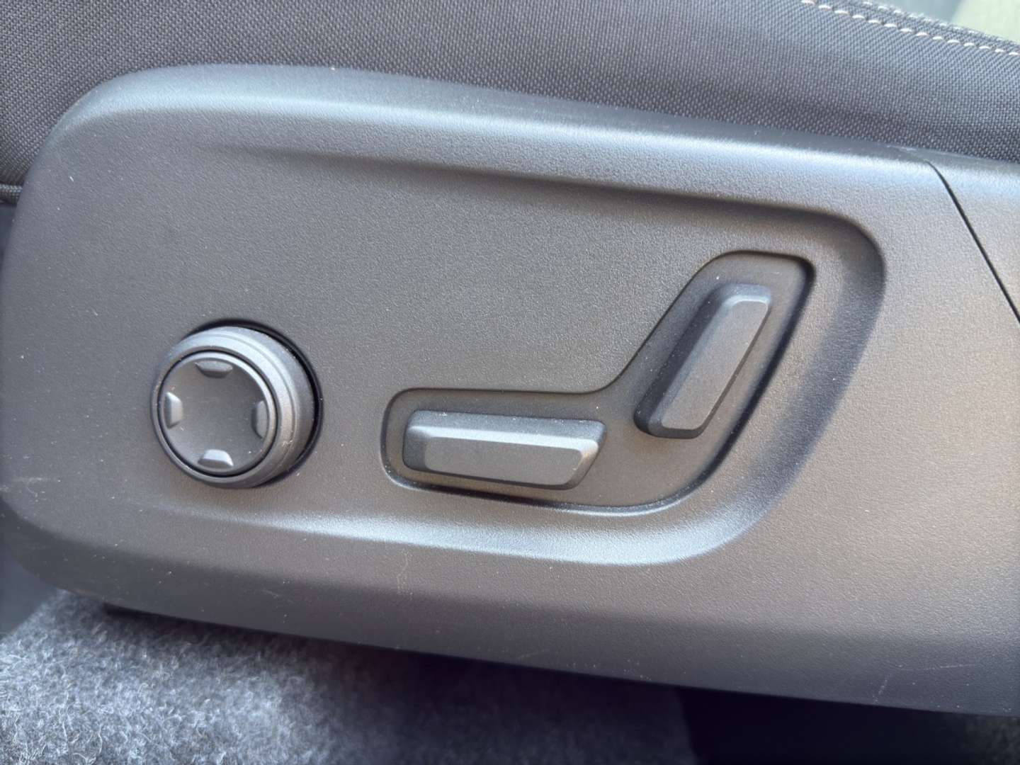 Volvo XC40 B3 Core - 2024 - Joinsteer - #18