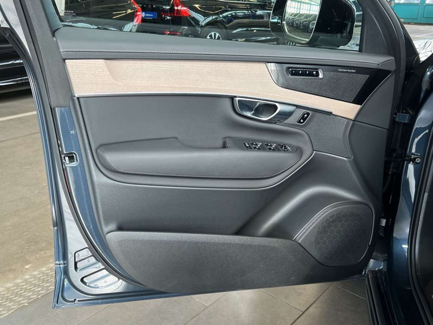 Volvo XC90 T8 Recharge Plus - 2025 - Joinsteer - #16