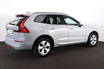Volvo XC60 T6 Recharge Core — photo 4