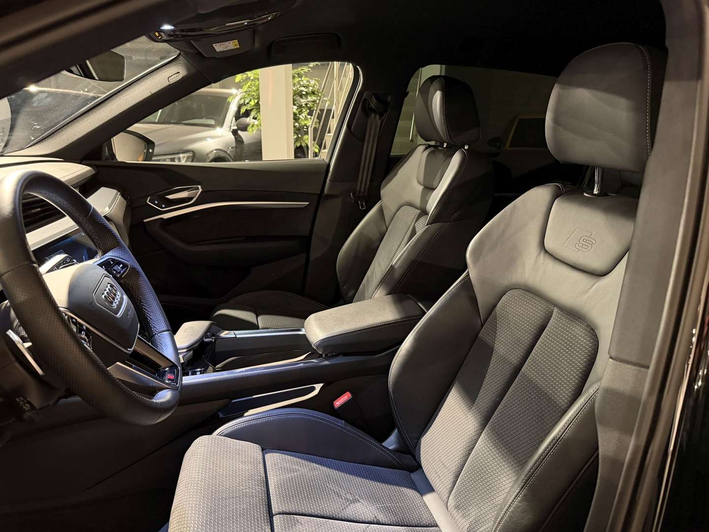 Audi SQ8 FULL BLACK PACK 503PK - 2023 - Joinsteer - #4