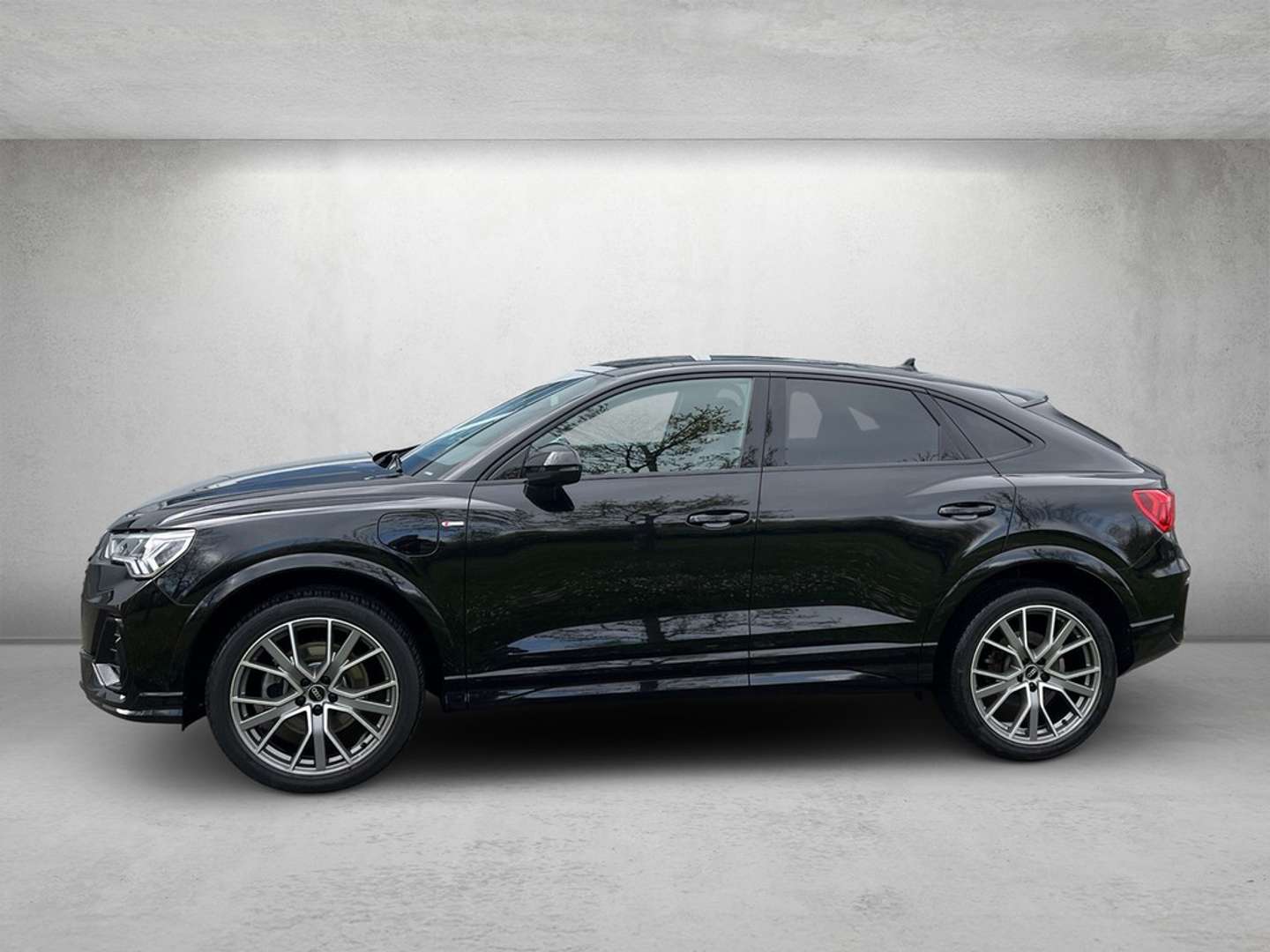 Audi Q3 Sportback S Line 45 TFSI E - 2022 - Joinsteer - #2