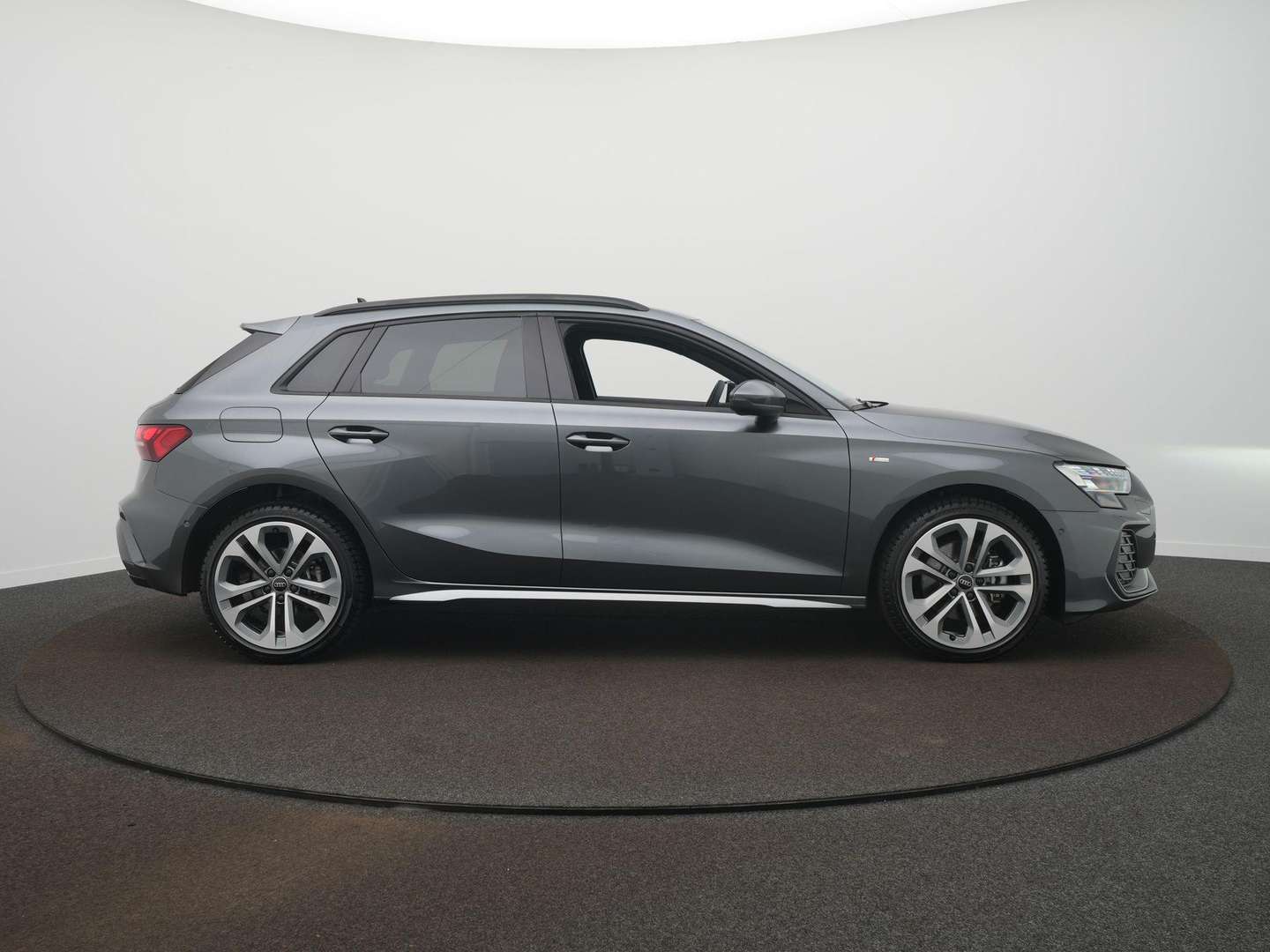 Audi A3 Sportback S Line 40 TFSI E - 2025 - Joinsteer - #3