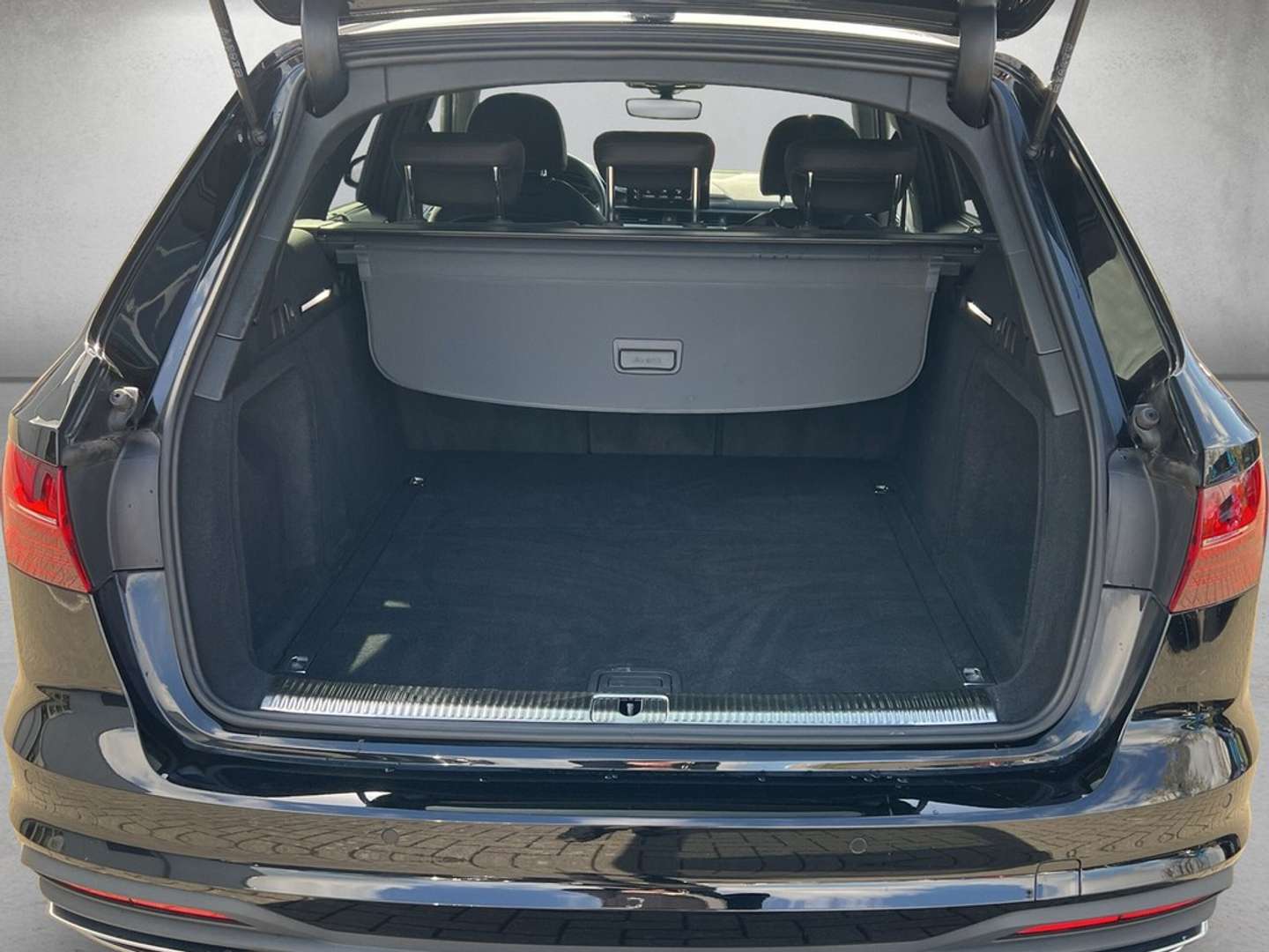 Audi A4 Avant 40 TFSI - 2023 - Joinsteer - #4