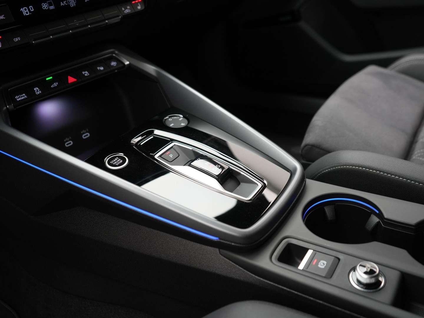 Audi A3 Sportback S Line 40 TFSI E - 2025 - Joinsteer - #36