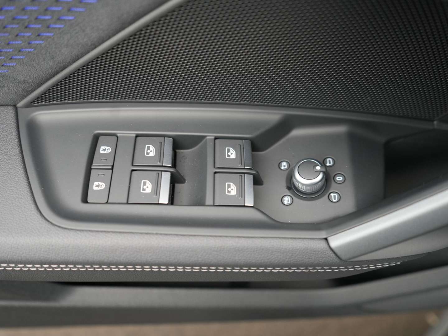 Audi A3 Sportback S Line 40 TFSI E - 2025 - Joinsteer - #39