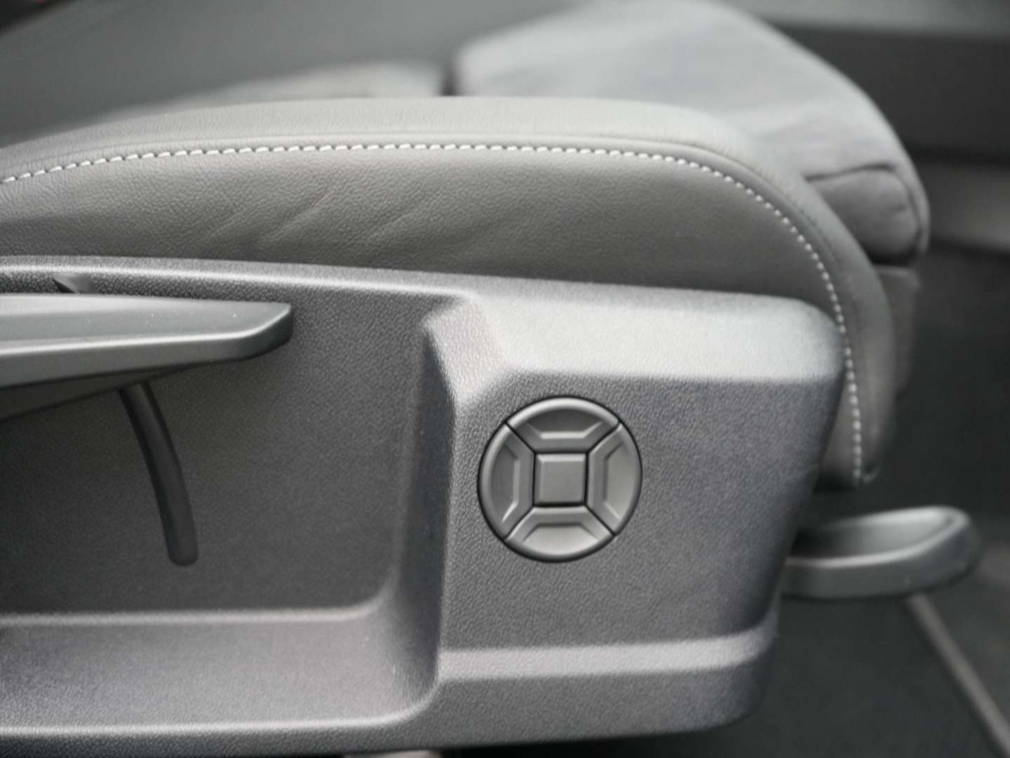 Audi A3 Sportback S Line 40 TFSI E - 2025 - Joinsteer - #45