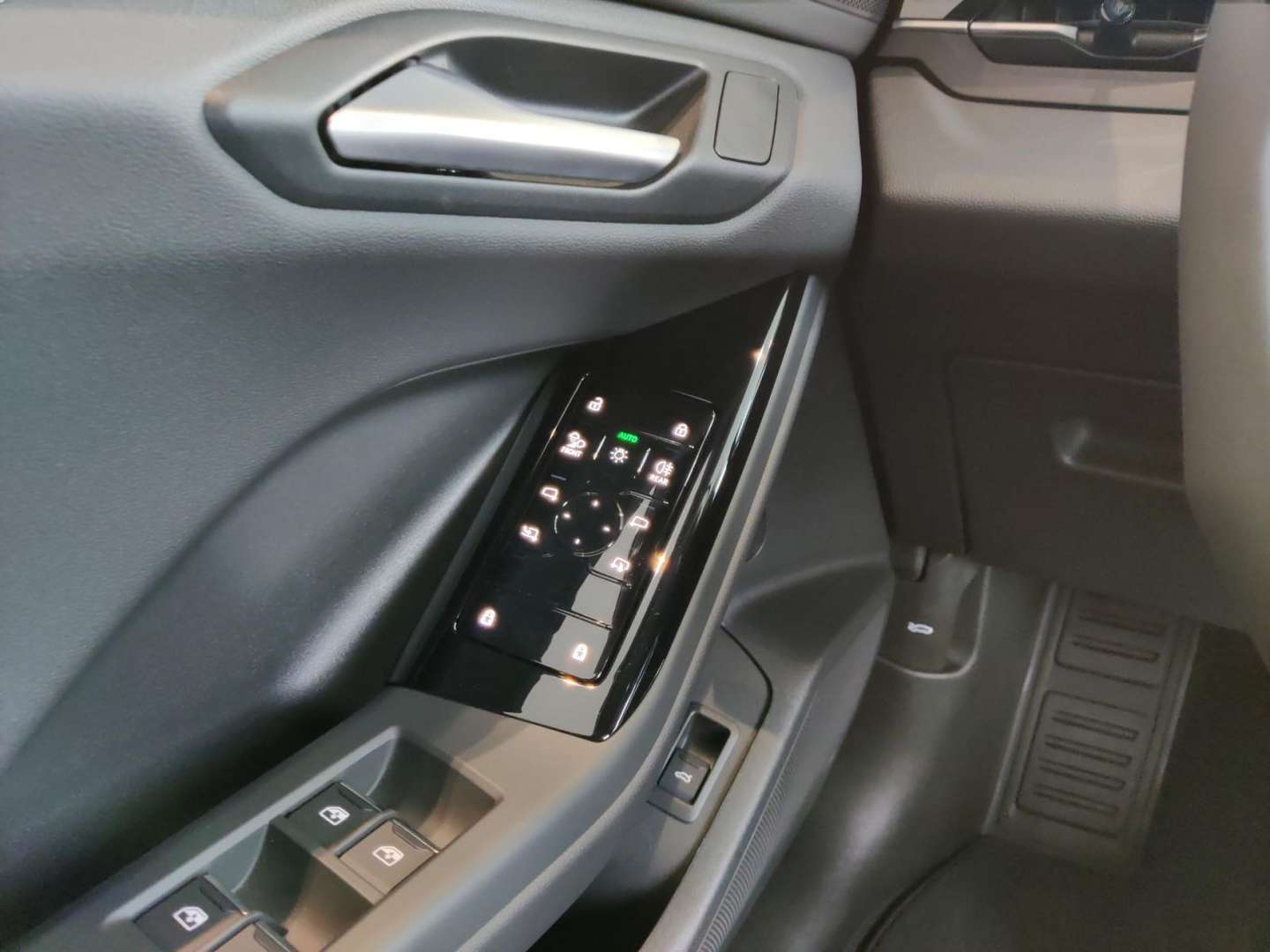 Audi Q6 E-tron Advanced - 2026 - Joinsteer - #13