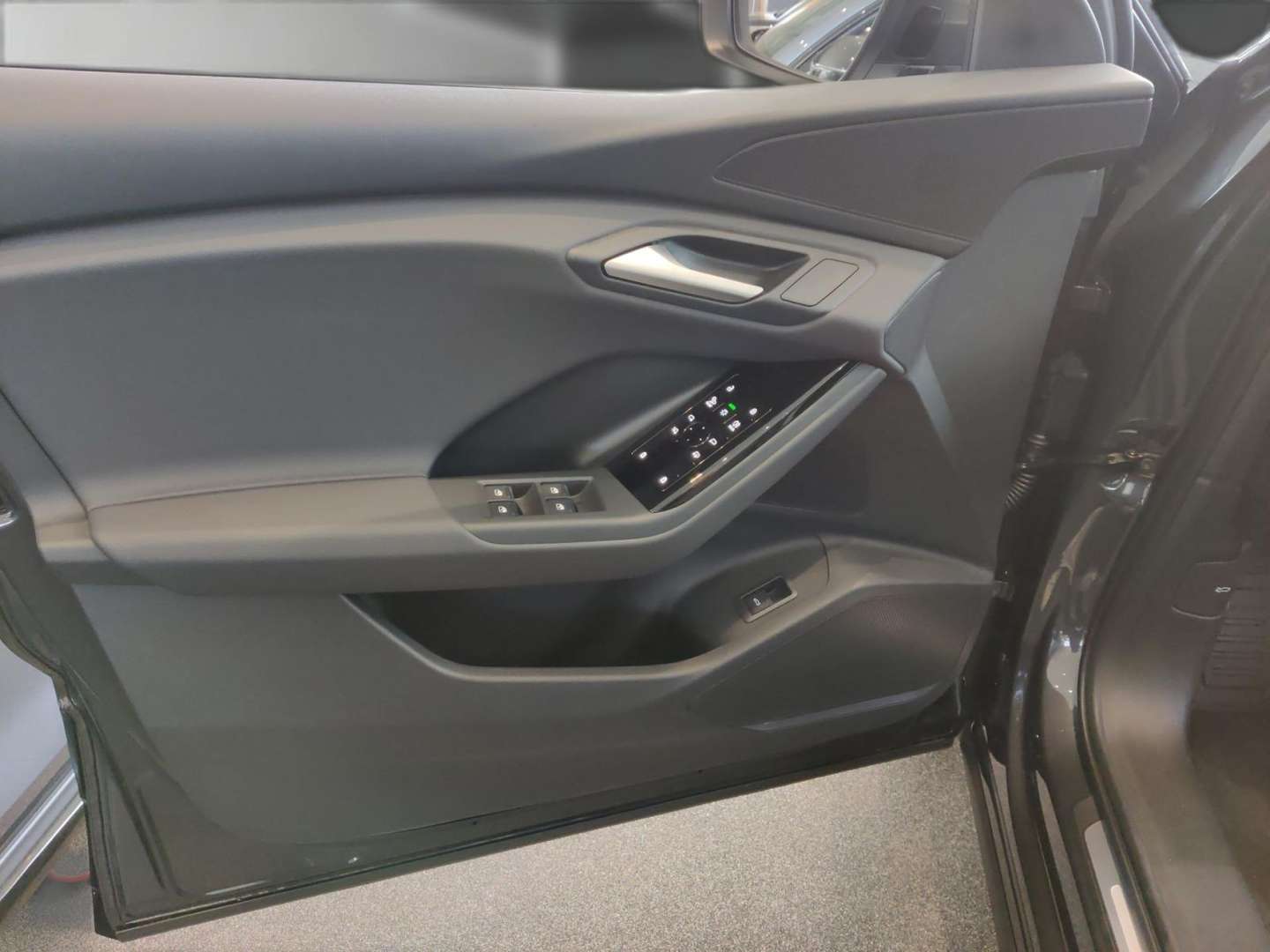 Audi Q6 E-tron Advanced - 2026 - Joinsteer - #14