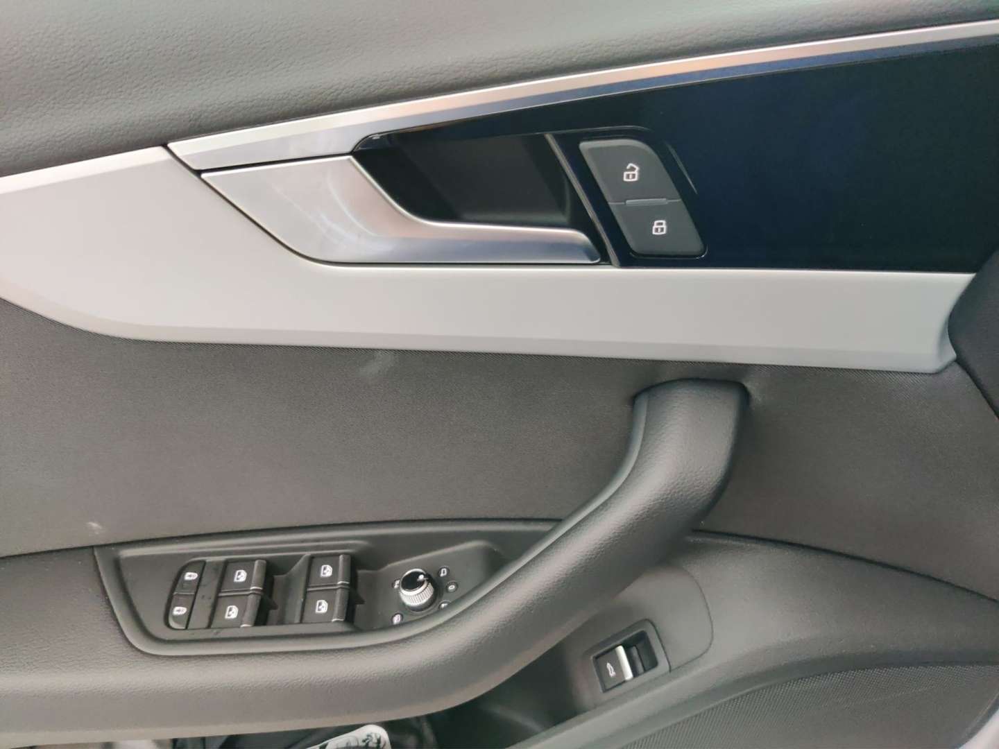 Audi A4 Navi+ 40 TDI - 2024 - Joinsteer - #9