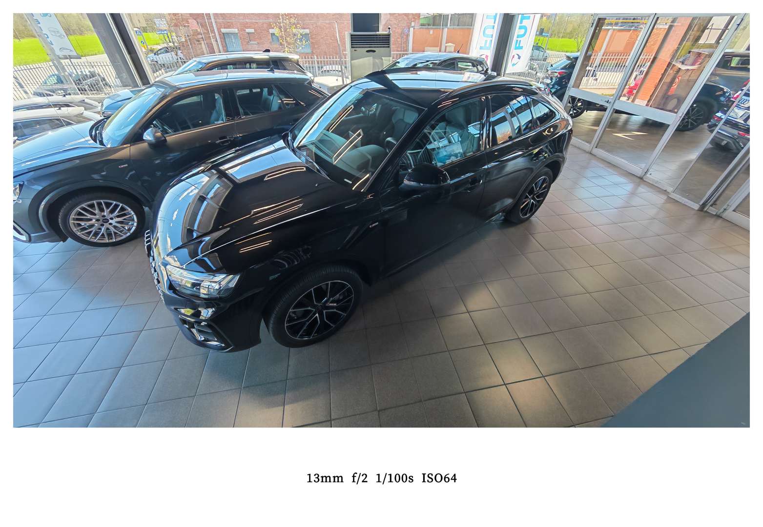 Audi Q5 S Line Identity Black 40 TDI - 2025 - Joinsteer - #3