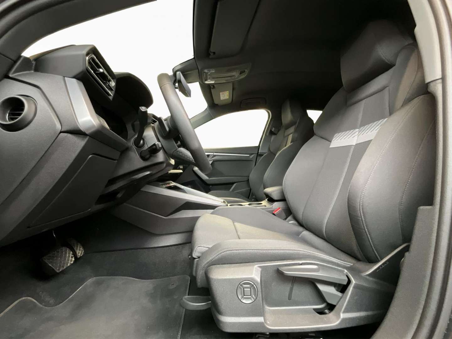 Audi A3 S Line 35 TDI - 2025 - Joinsteer - #15