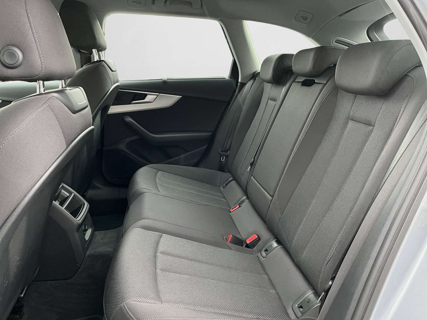 Audi A4 NAVI PLUS SITZHZG PDC 35 TDI - 2023 - Joinsteer - #14