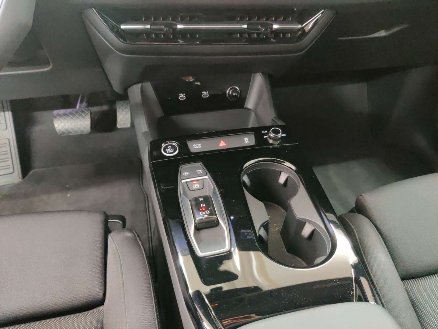 Audi Q6 E-tron - 2025 - Joinsteer - #10