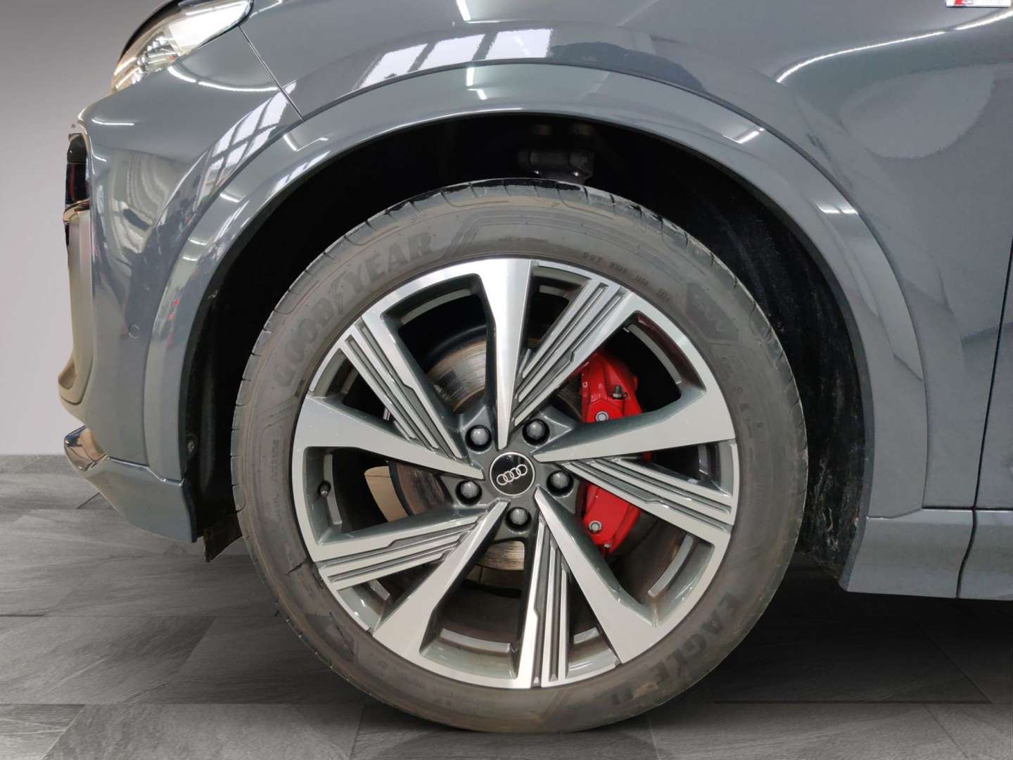 Audi Q6 E-tron S-LINE - 2025 - Joinsteer - #14