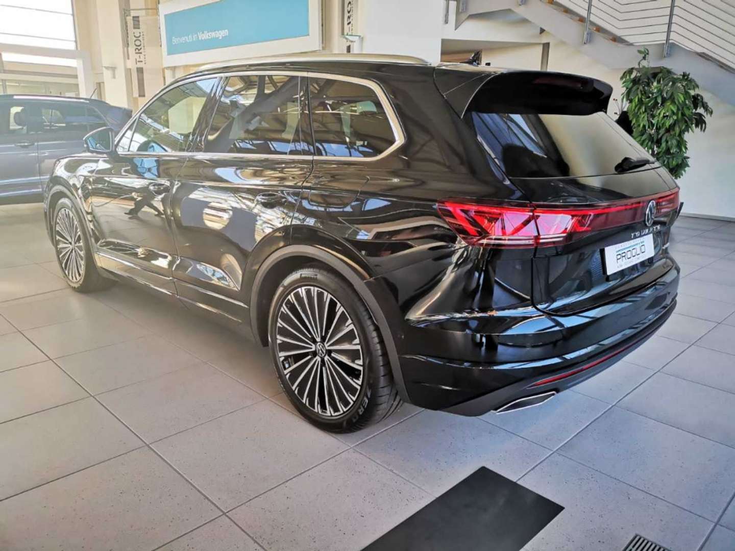 Volkswagen Touareg EHybrid Elegance - 2023 - Joinsteer - #1