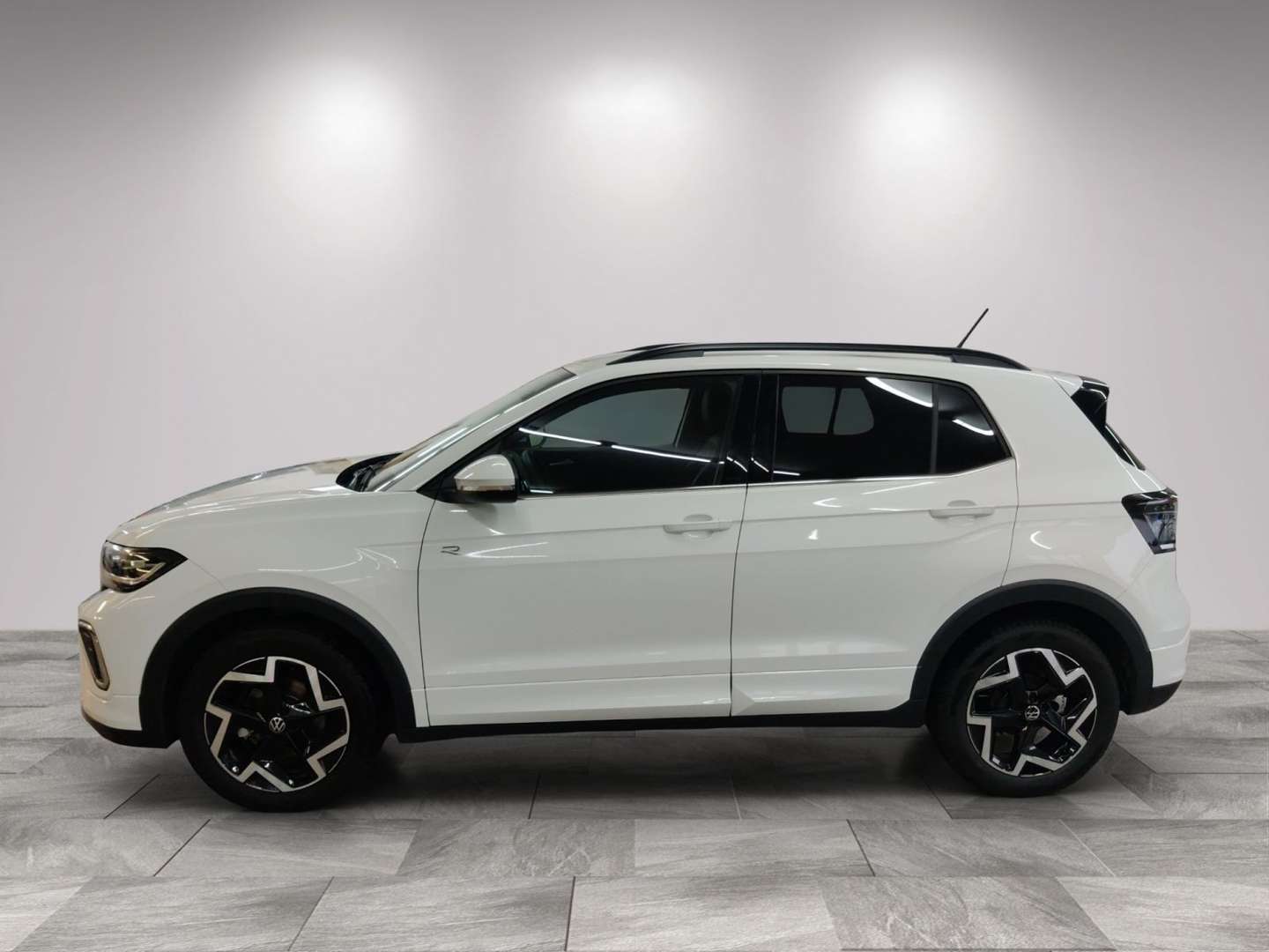 Volkswagen T-CROSS R-Line - 2025 - Joinsteer - #2