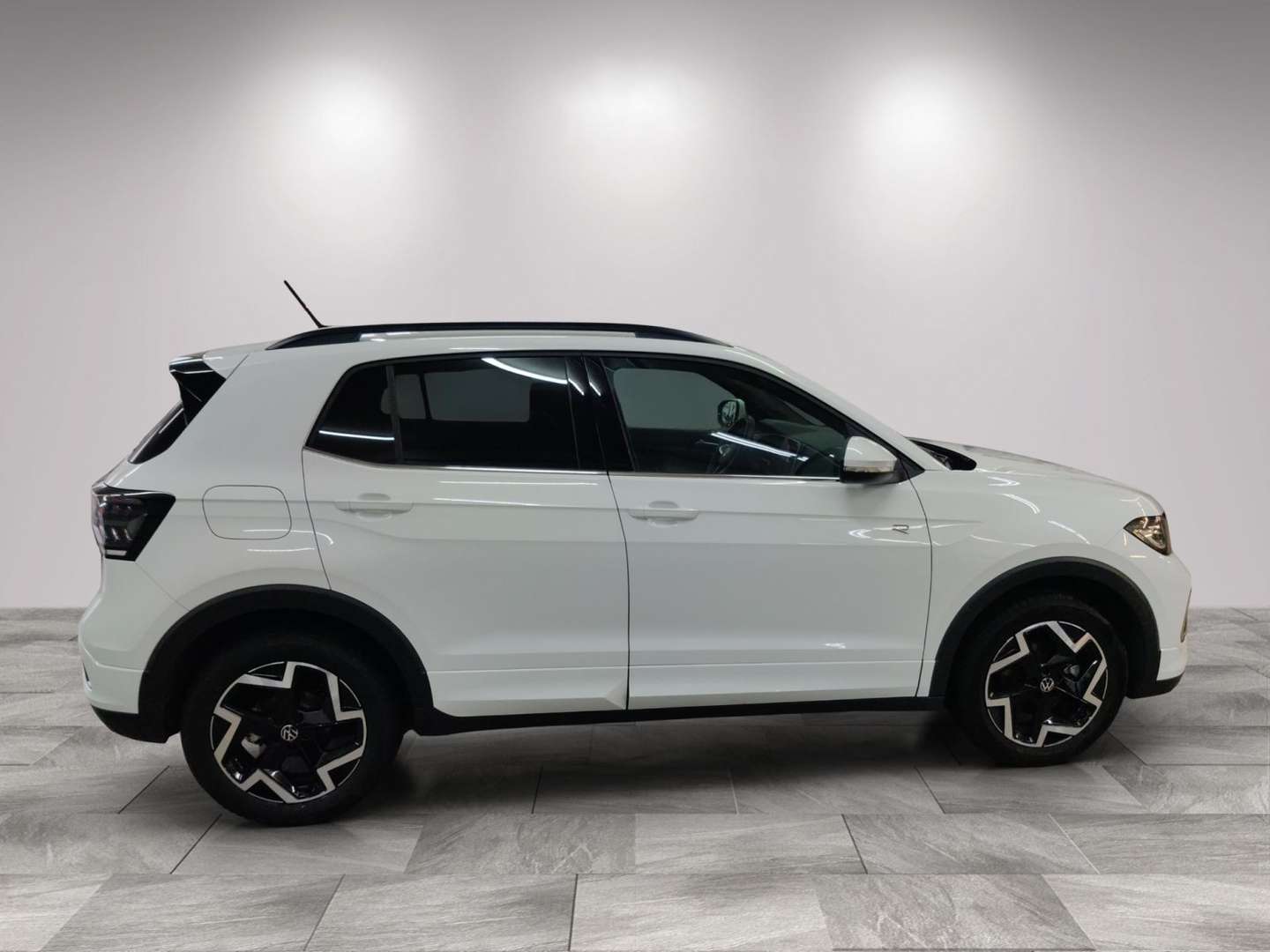 Volkswagen T-CROSS R-Line - 2025 - Joinsteer - #3