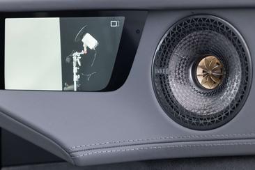 Lotus Eletre 450 4WD — photo 15