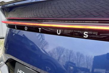 Lotus Eletre — photo 10